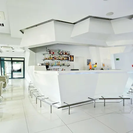 Vacationclub - Olympic Park A205 דירה